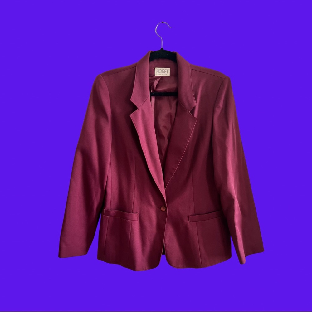 Maroon blazer